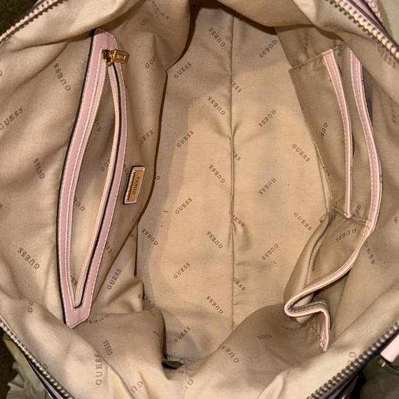 GUESS WOMEN’S SATCHEL IN POWDER PINK W/ADJUSTABLE & REMOVABLE STRAP TOP ZIP - Picture 5 of 7